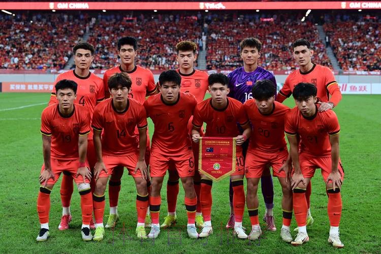 U23国足官方阵型442：胡荷韬、木塔力甫边前卫